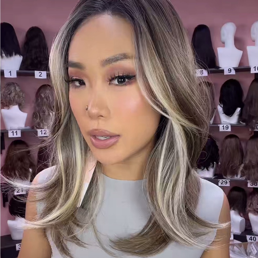 JB Ex 18 Inches Mix Blonde Pre-Cut Snowflake Lace Frontlace Glueless Wig KAI NEW